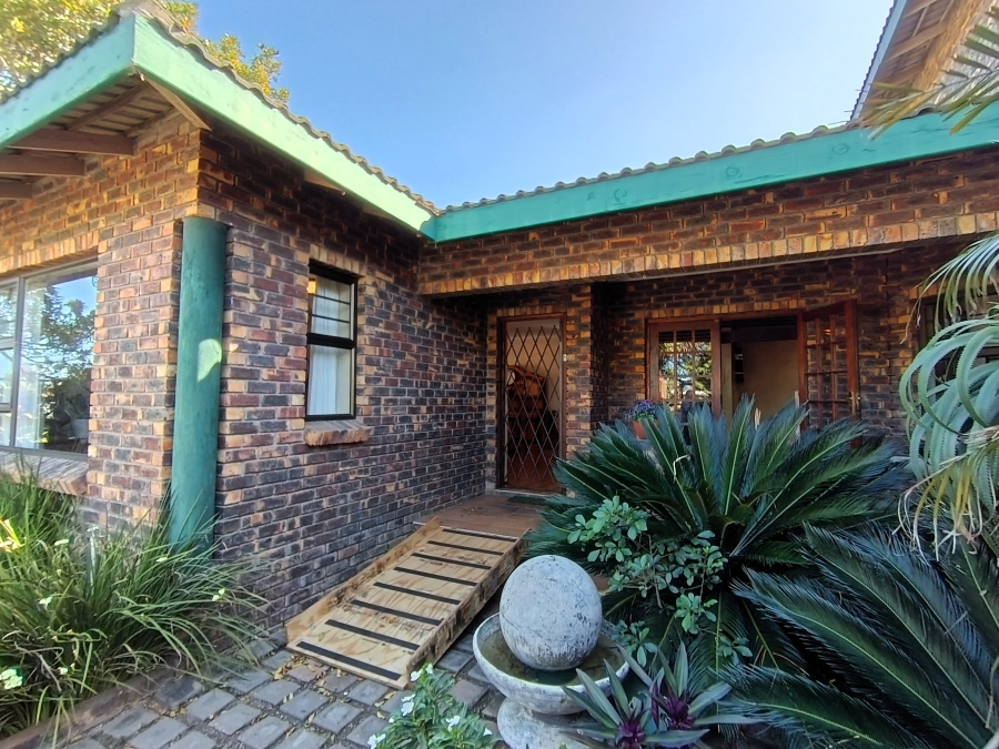 3 Bedroom Property for Sale in Wavecrest Eastern Cape